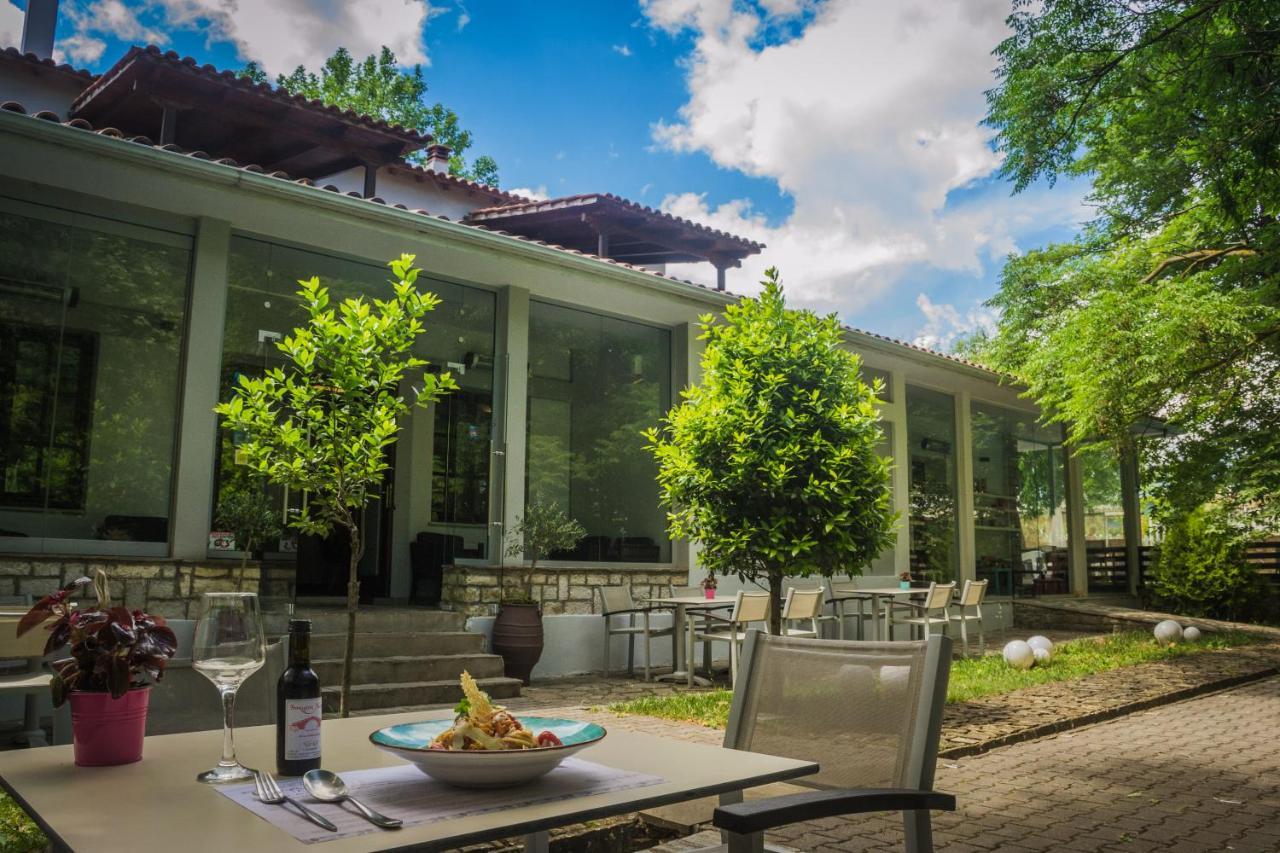 Κonitsa Gefyri Hotel โคนิทซา ภายนอก รูปภาพ