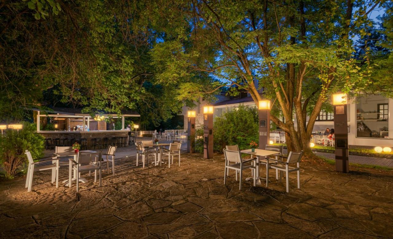 Κonitsa Gefyri Hotel โคนิทซา ภายนอก รูปภาพ